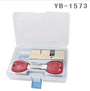 YB-1573